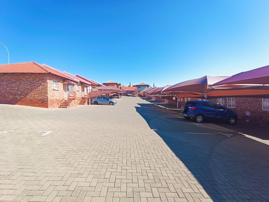 2 Bedroom Property for Sale in Pentagon Park Free State